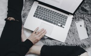 Sample post with format link